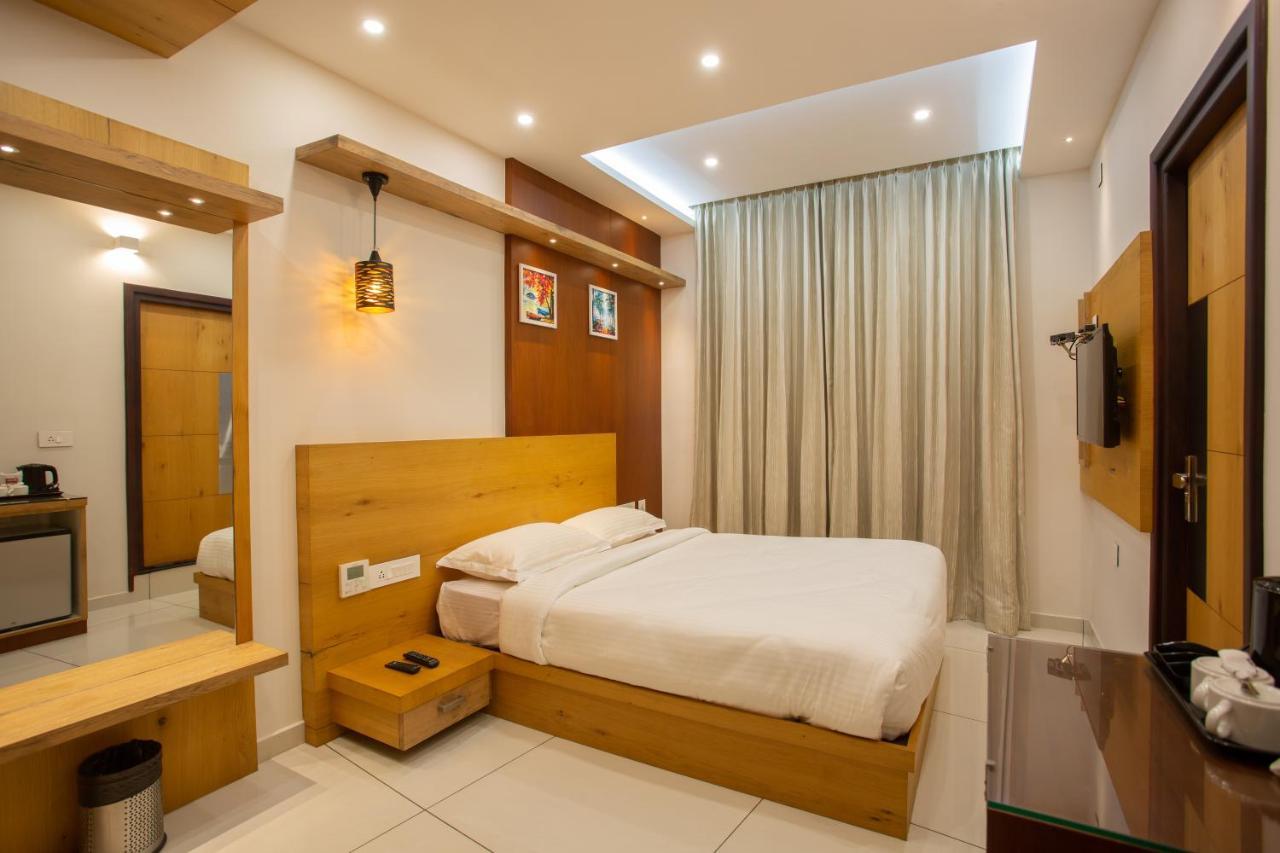 Hasco Tower Hotel Palakkad Exterior foto