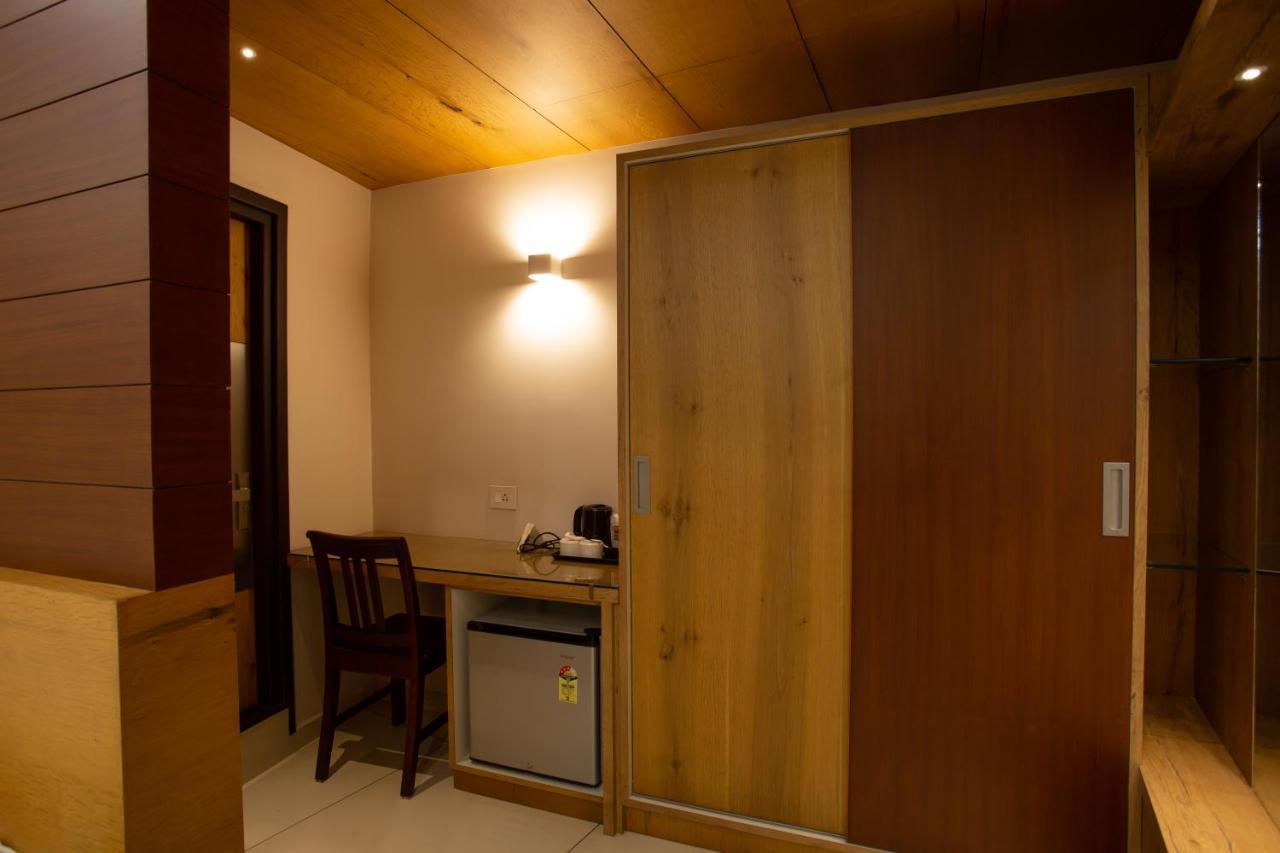 Hasco Tower Hotel Palakkad Exterior foto